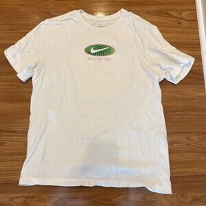 Mens Nike Tee with Graphic Size Large